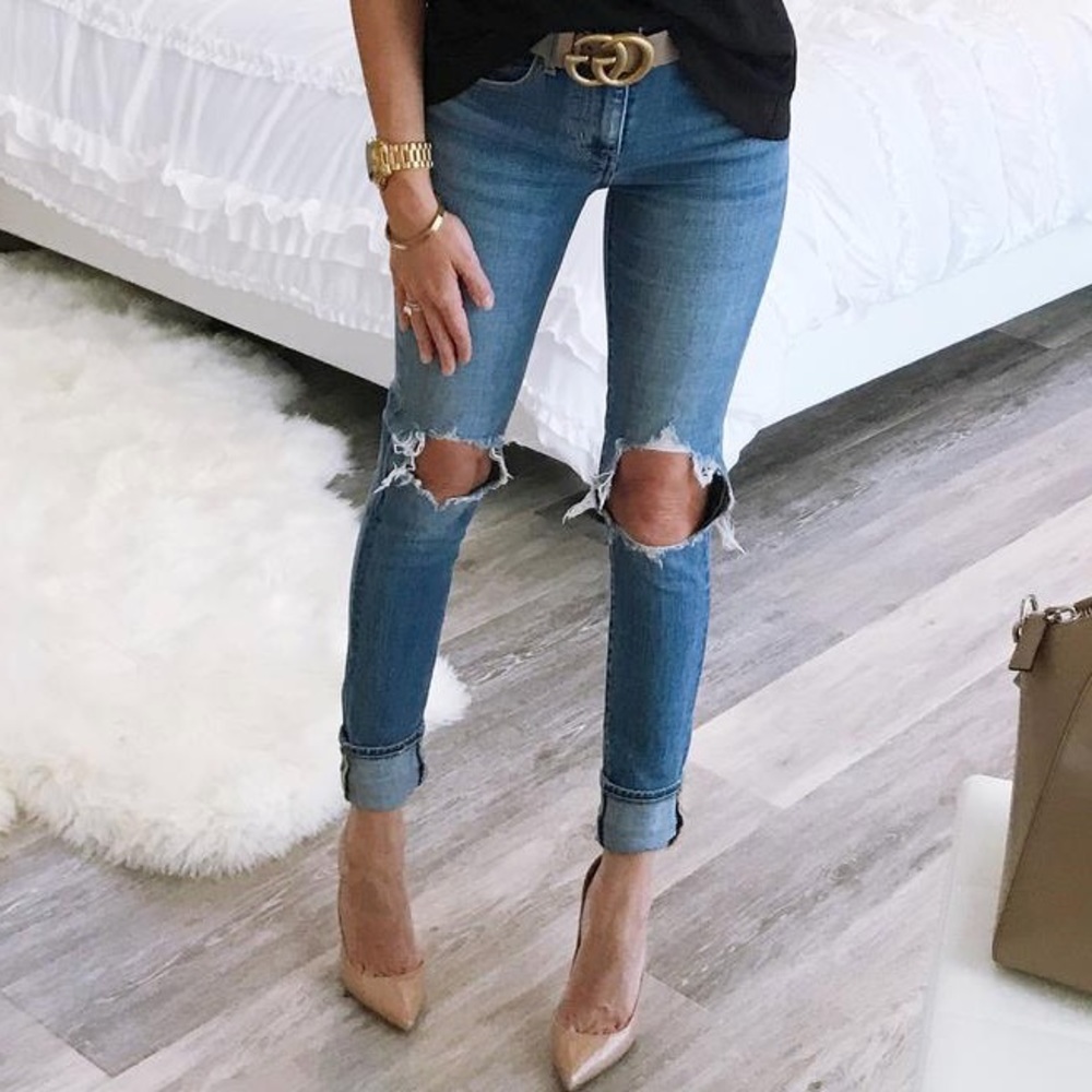 Levi’s 721 High Rise Distressed Skinny Jeans